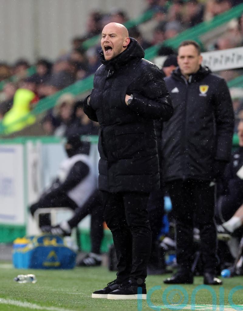 David Gray urges Hibernian to ‘push on’ as revival continues