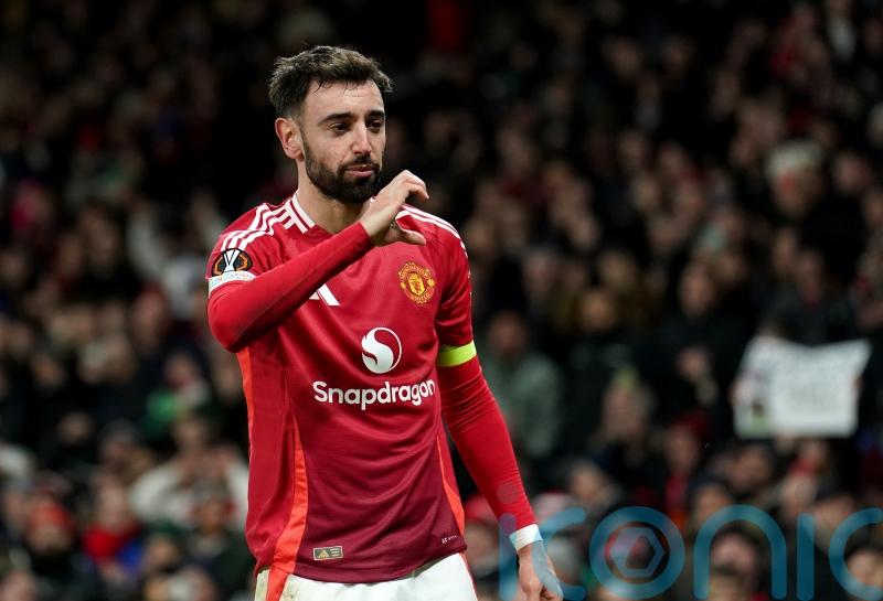 Bruno Fernandes scores stoppage-time winner as Manchester United beat Rangers