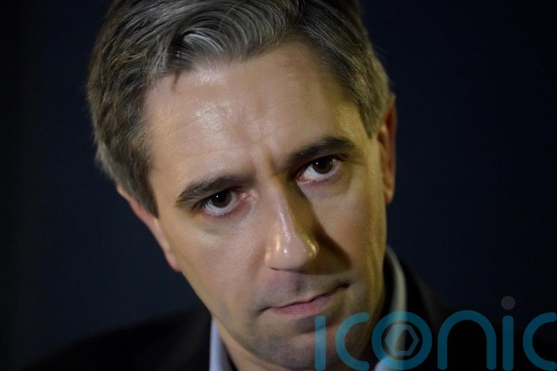 Simon Harris and Hilary Benn have ‘warm and engaging’ conversation