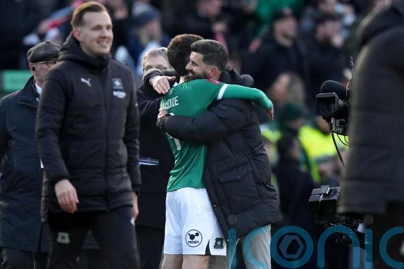 Miron Muslic limits himself to Fanta and crisps after ’emotional’ Liverpool win