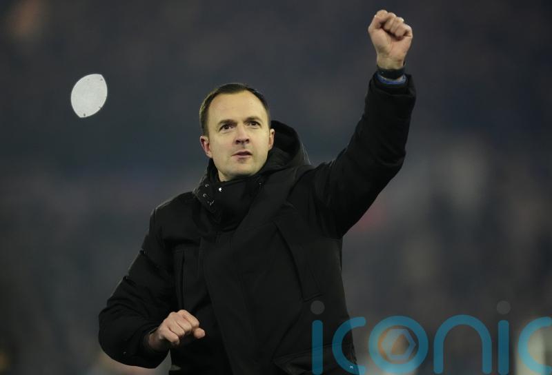 Chris Davies not thinking about promotion yet despite Birmingham&rsquo;s big lead