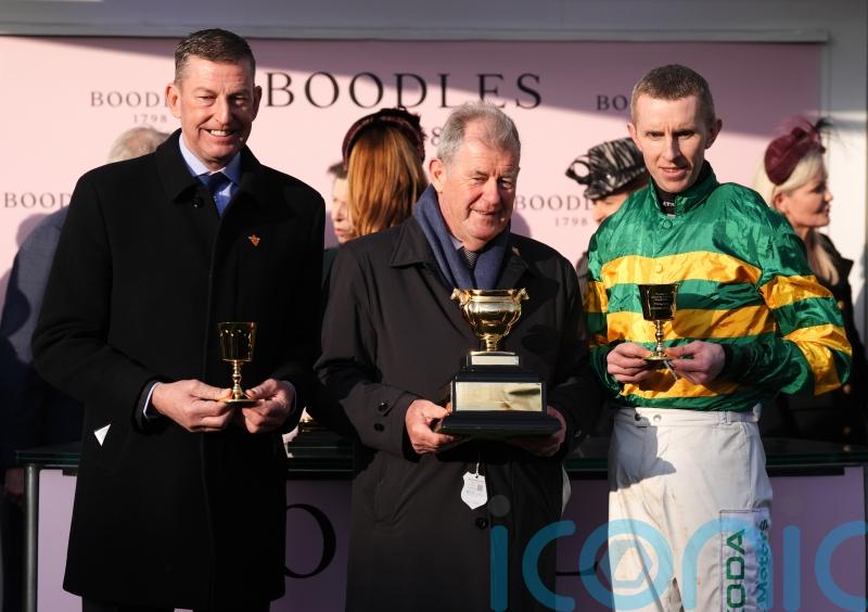 Cromwell admits National bid is ‘tempting’ with Inothewayurthinkin