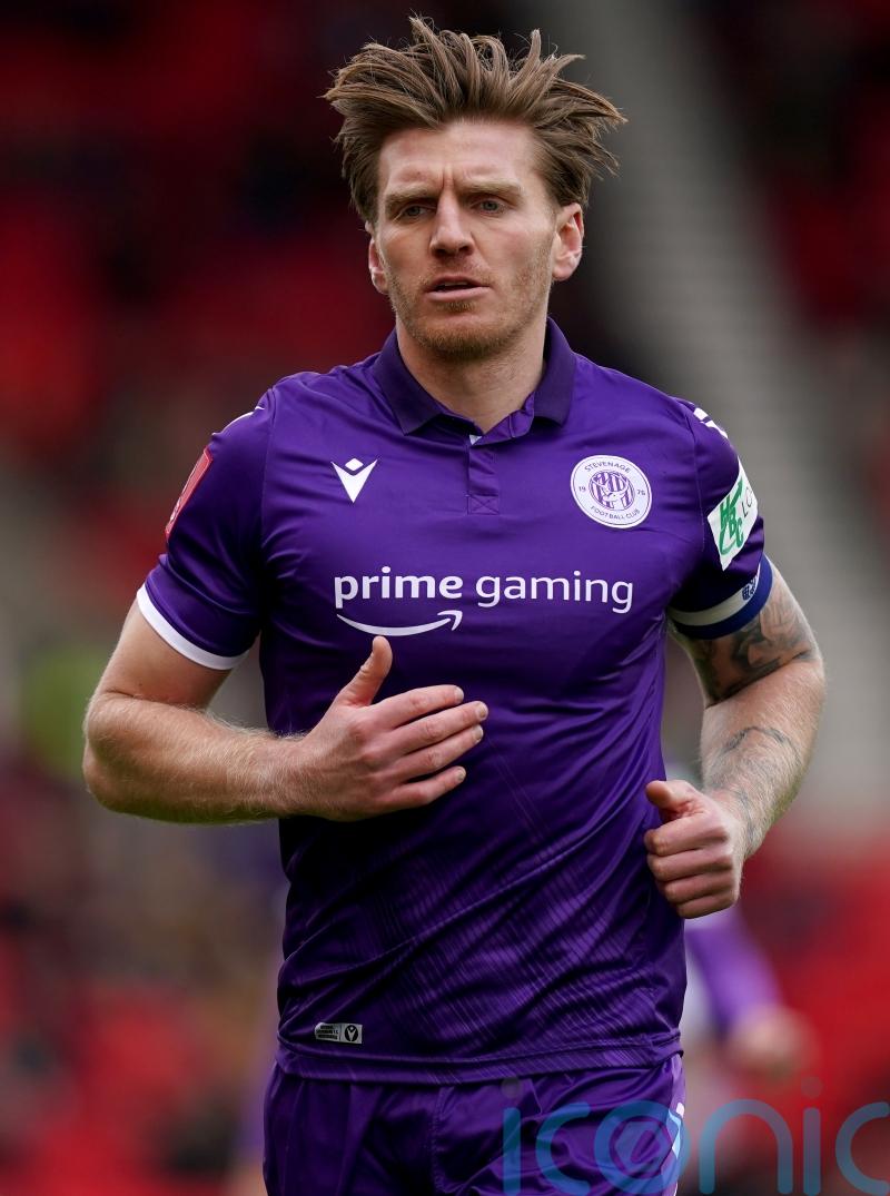 Reading extend unbeaten run after uninspiring draw with Stevenage