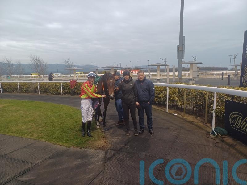 Currawood wins at Dundalk to uphold smart juvenile form