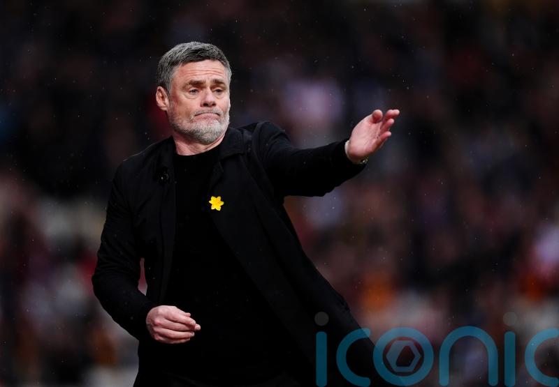 Graham Alexander lauds ‘relentless’ Bradford after comprehensive Colchester win