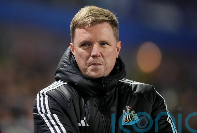 Newcastle boss Eddie Howe returns to work after recovering from pneumonia