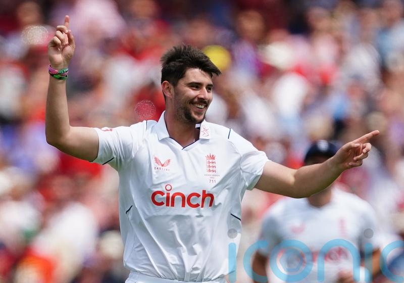 Josh Tongue takes five wickets as Nottinghamshire dominate Sussex