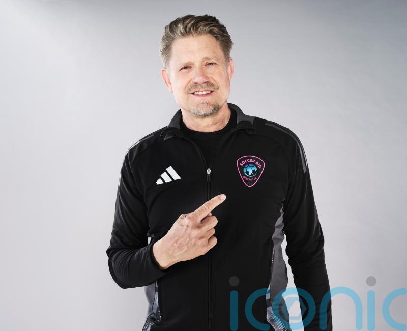 Peter Schmeichel backs ‘very talented’ Rasmus Hojlund to succeed at Man Utd