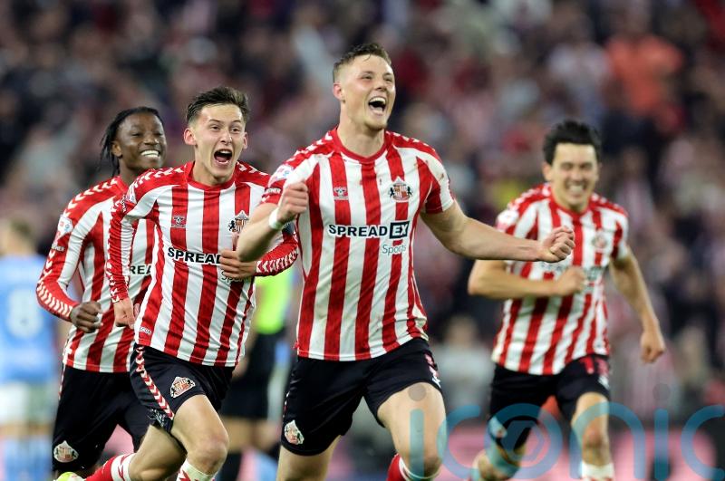 Dan Ballard’s last-gasp extra-time header sends Sunderland to Wembley