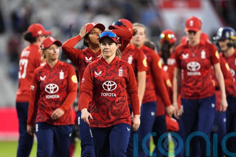 England suffer T20 series defeat as India ease to victory at Old Trafford
