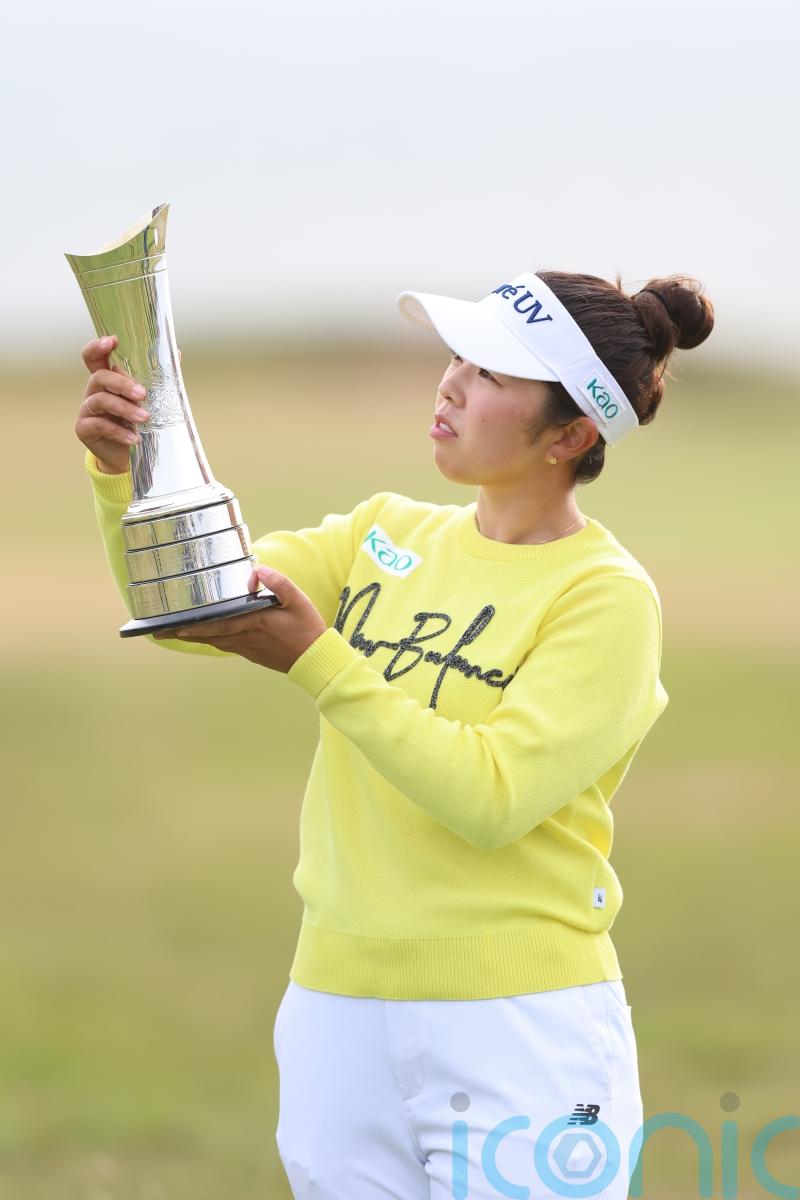 Miyu Yamashita holds off Charley Hull to win first major at Women’s Open