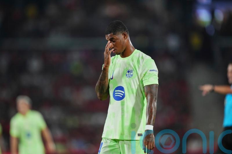 Marcus Rashford’s full debut lasts 45 minutes as Barcelona snatch comeback win