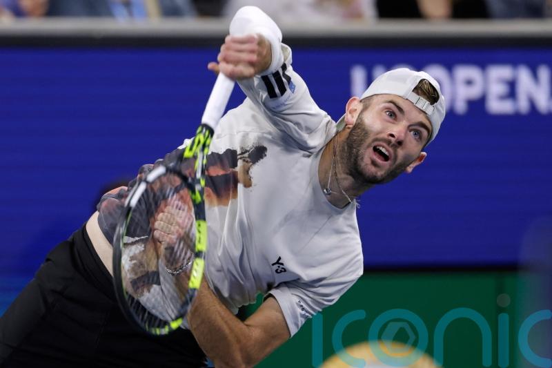 Jacob Fearnley calls out Alexander Zverev’s tardiness after straight-sets loss