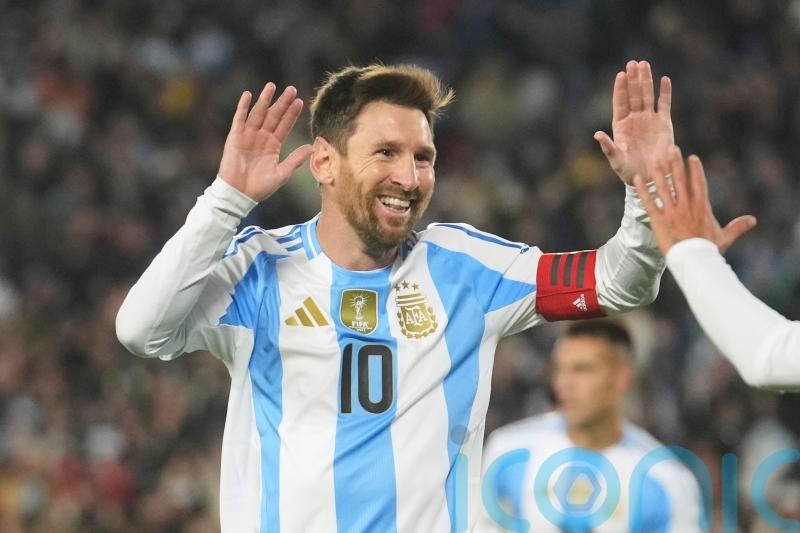 Lionel Messi scores twice as Argentina beat Venezuela 3-0