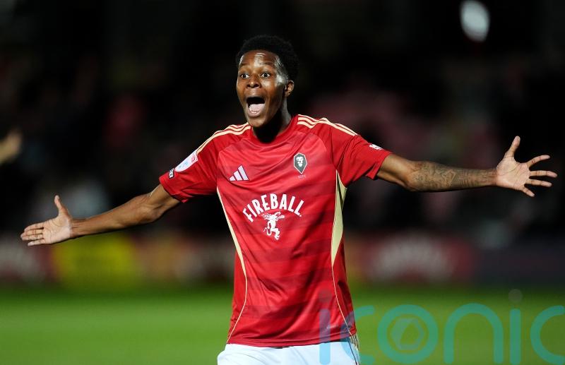 Kallum Cesay’s late goal gives Salford victory over fellow high-flyers Swindon