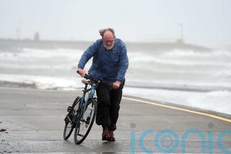 Storm Amy: Worst-hit residents in north-west Ireland told to ‘shelter in place’