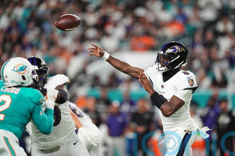 Lamar Jackson returns with four touchdown passes in Baltimore Ravens win