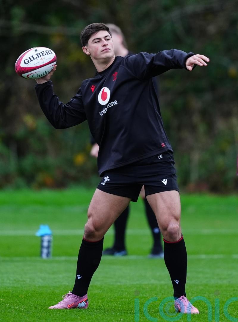 &lsquo;Fast and explosive&rsquo; Louis Rees-Zammit back in &lsquo;happy place&rsquo; after Wales return