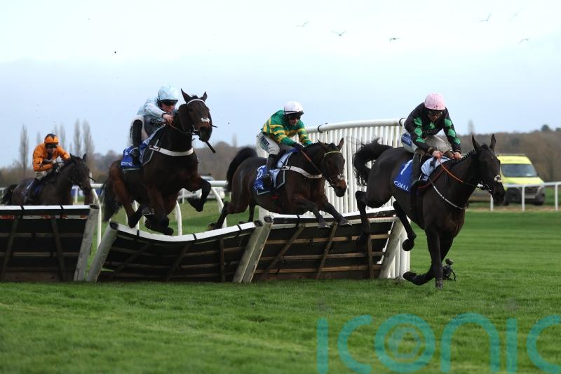 Impose Toi grabs the glory in Long Distance thriller