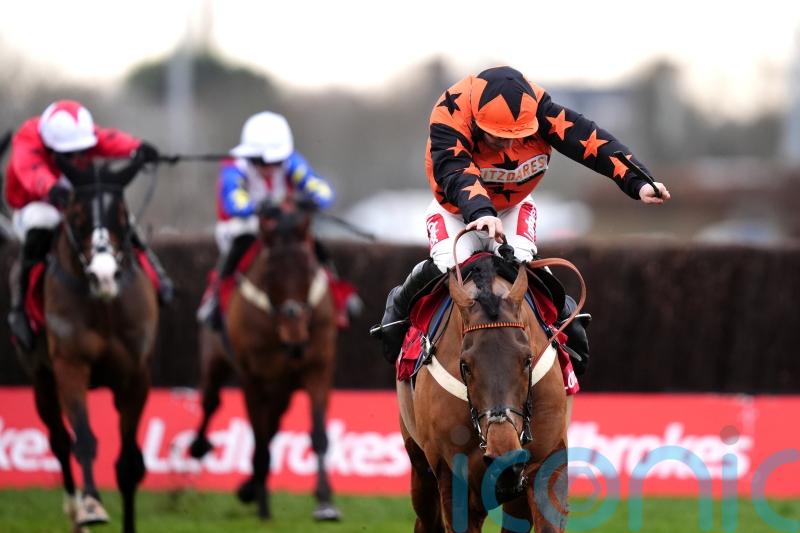 Mambonumberfive an impressive hit for unstoppable Pauling and Jones