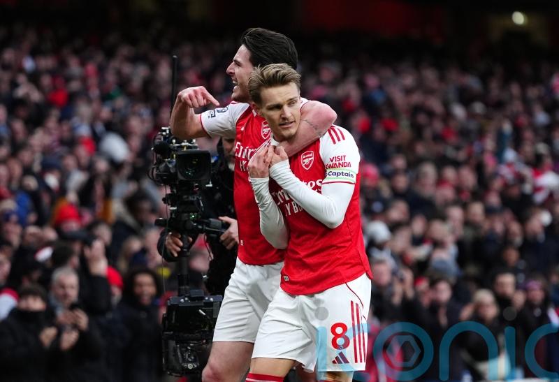 Arsenal return to Premier League summit after edgy victory over Brighton