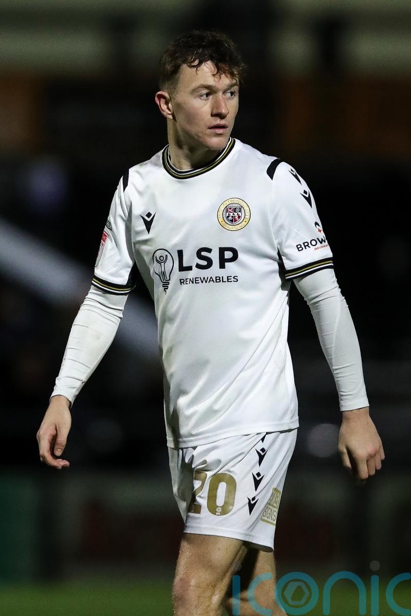Late Jude Arthurs goal gives League Two leaders Bromley victory at Fleetwood