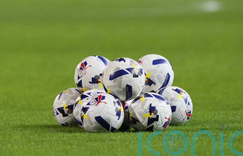 Tamworth snap winless run by thumping nine-man Altrincham