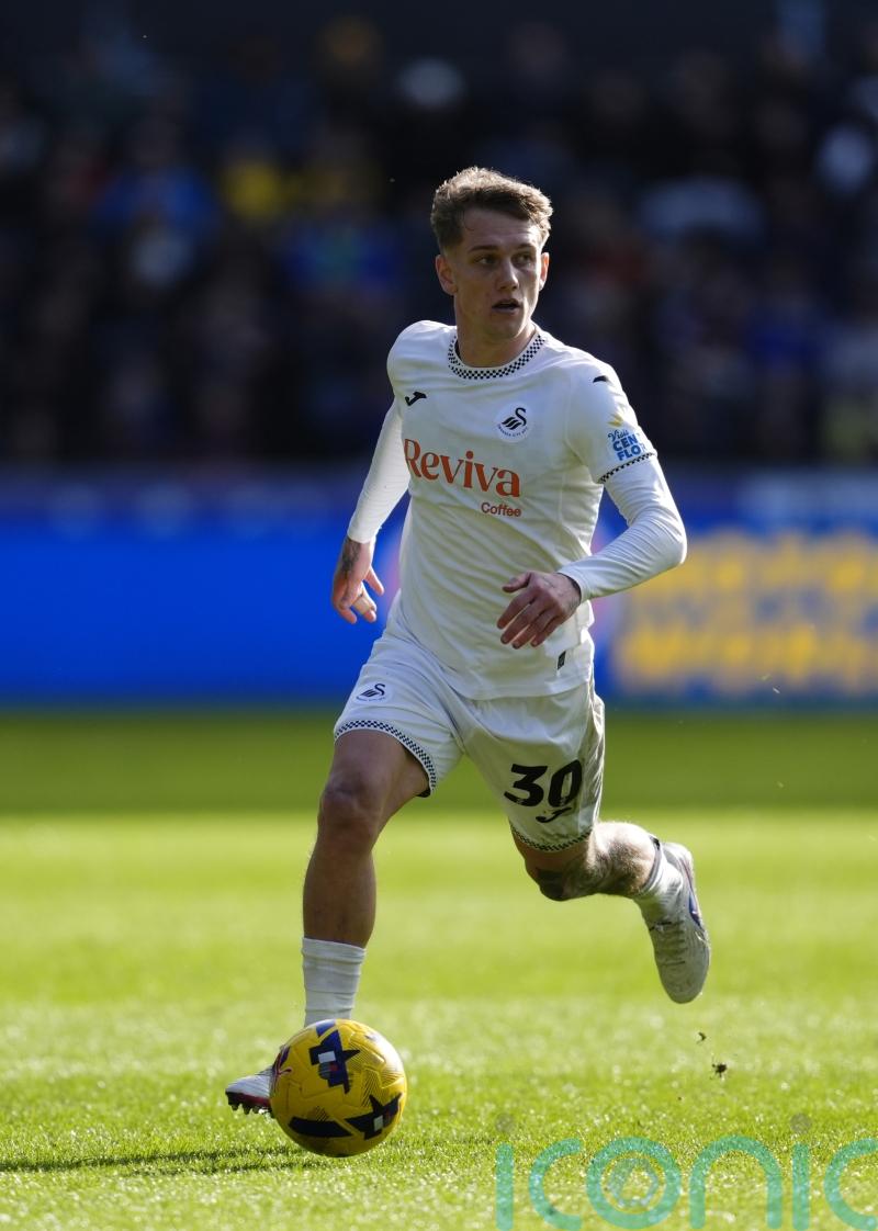 Swansea pile pressure on Portsmouth