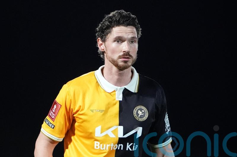 George Evans leaves it late to save leaders Bromley from defeat at Barnet