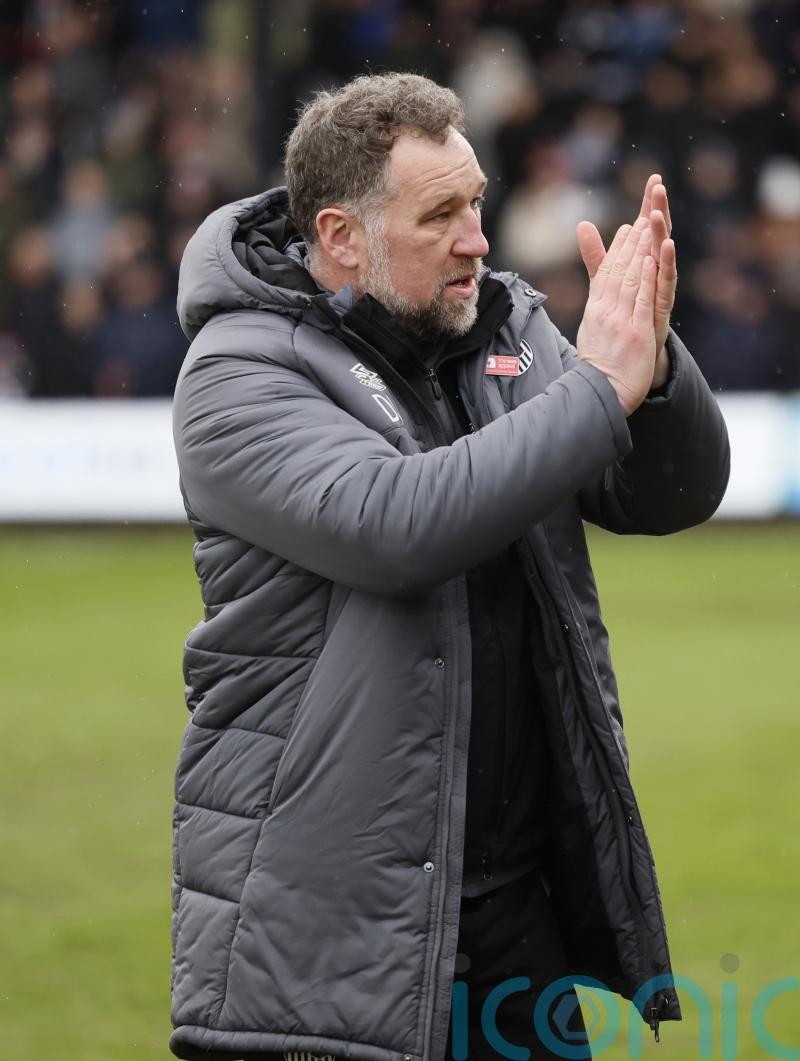 Grimsby boss David Artell expects more drama in battle for play-off places